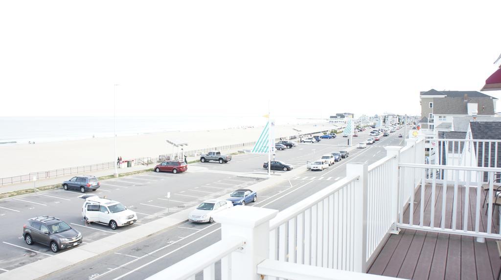 Atlantic Sands Hampton Exterior photo
