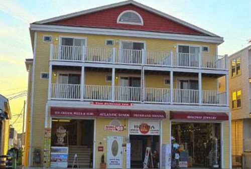 Atlantic Sands Hampton Exterior photo